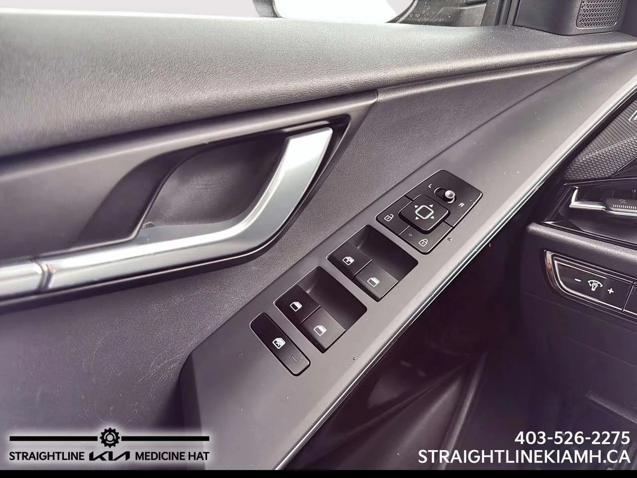 Kia Niro, снимка 11 - Автомобили и джипове - 56706545