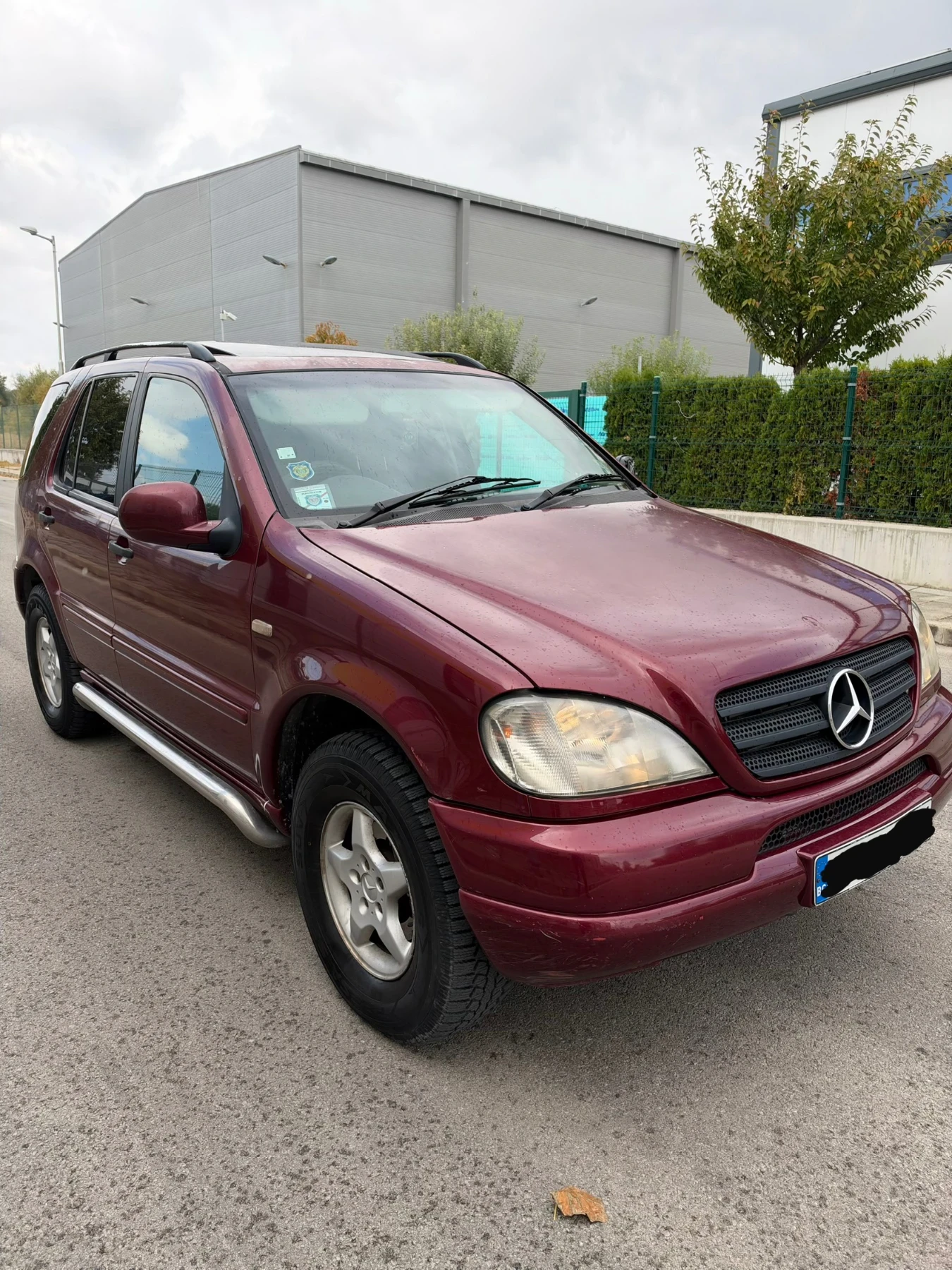 Mercedes-Benz ML 270 ДЕСЕН ВОЛАН/РЕГИСТРИРАН/ТЕГЛИЧ!