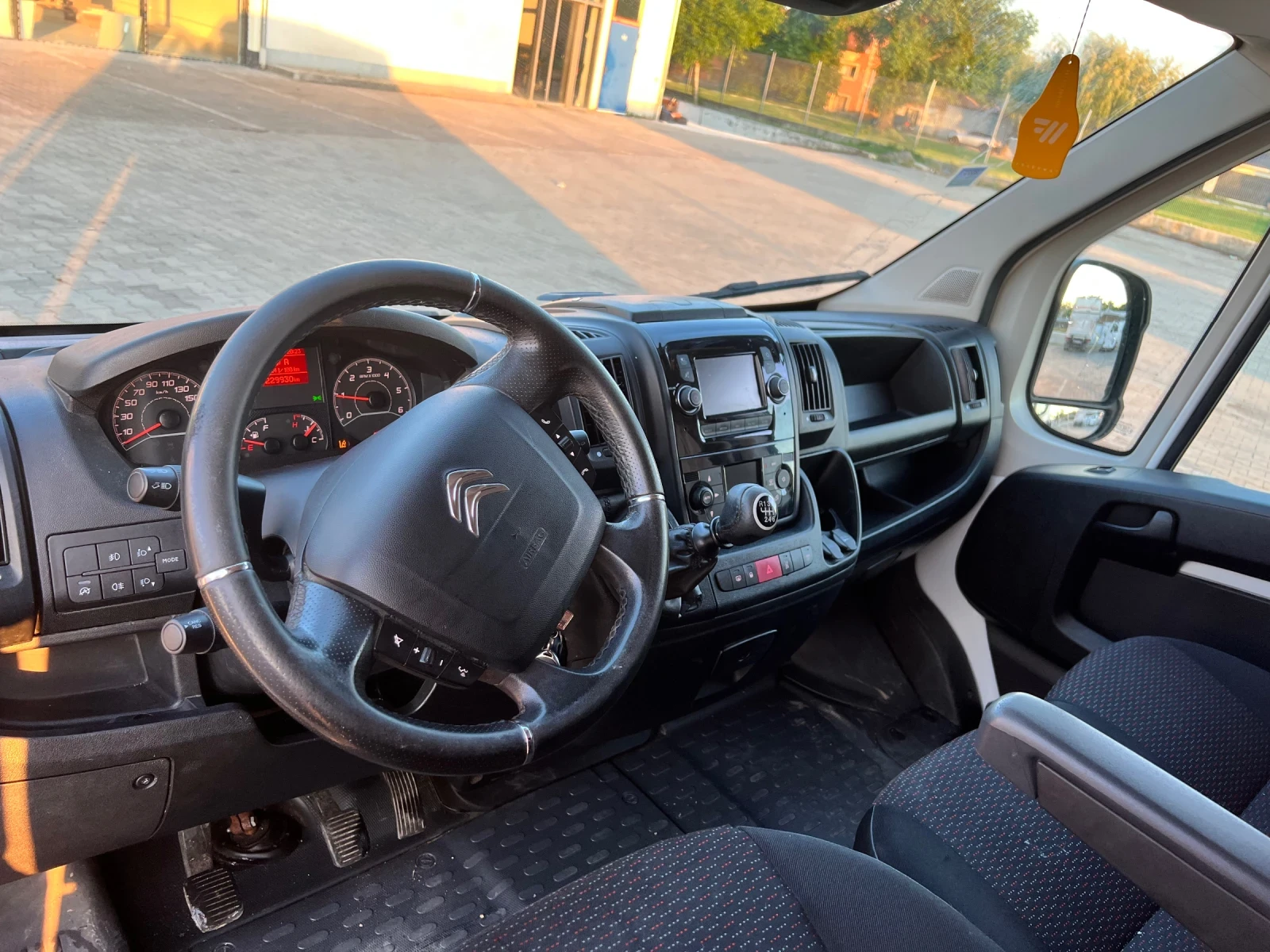 Citroen Jumper, снимка 11 - Бусове и автобуси - 54755996