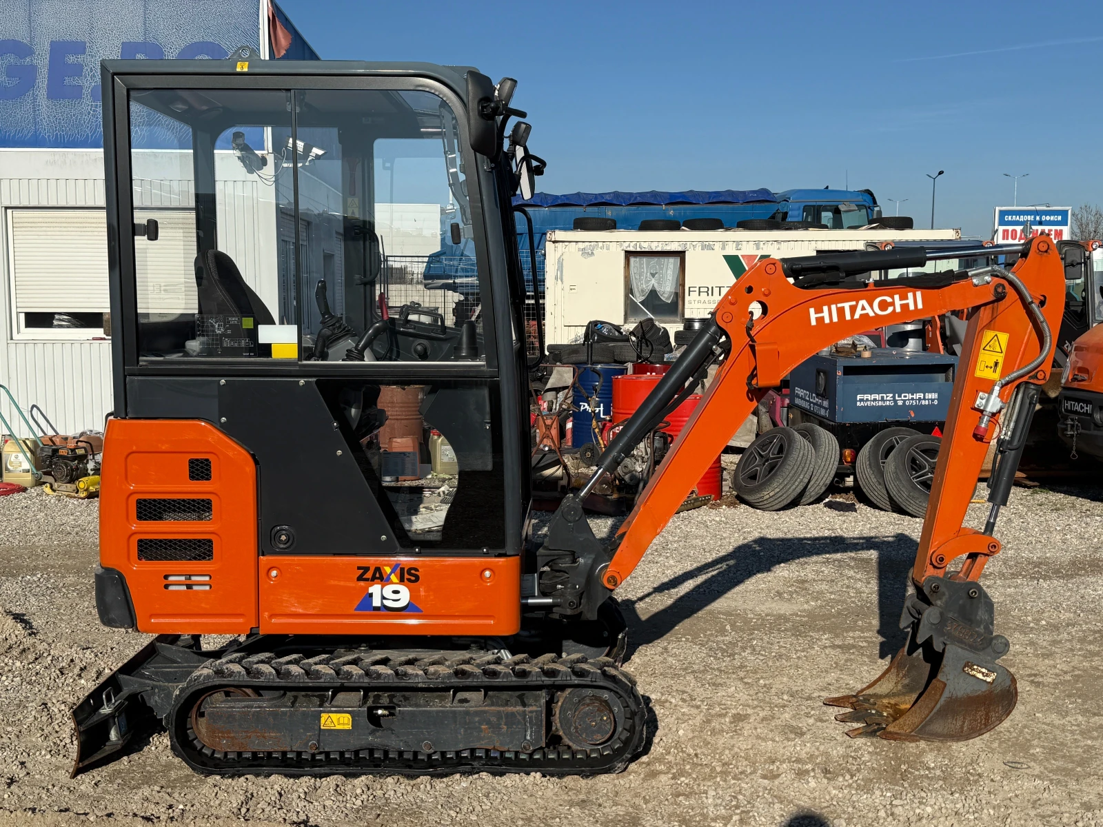 ����� Hitachi ZX 19-6 | Mobile.bg � ����������� 10