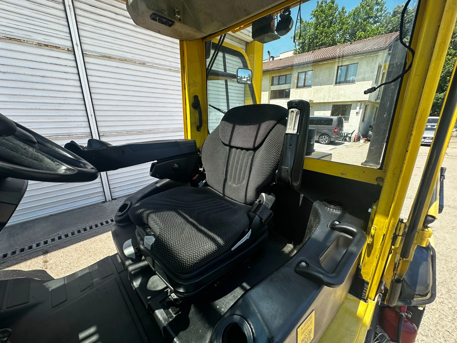 Мотокар Hyster, снимка 13 - Индустриална техника - 55221521