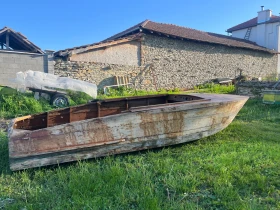 Лодка Собствено производство Махагонова лодка, снимка 1