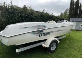 Моторна яхта Yamaha Ls2000, снимка 2