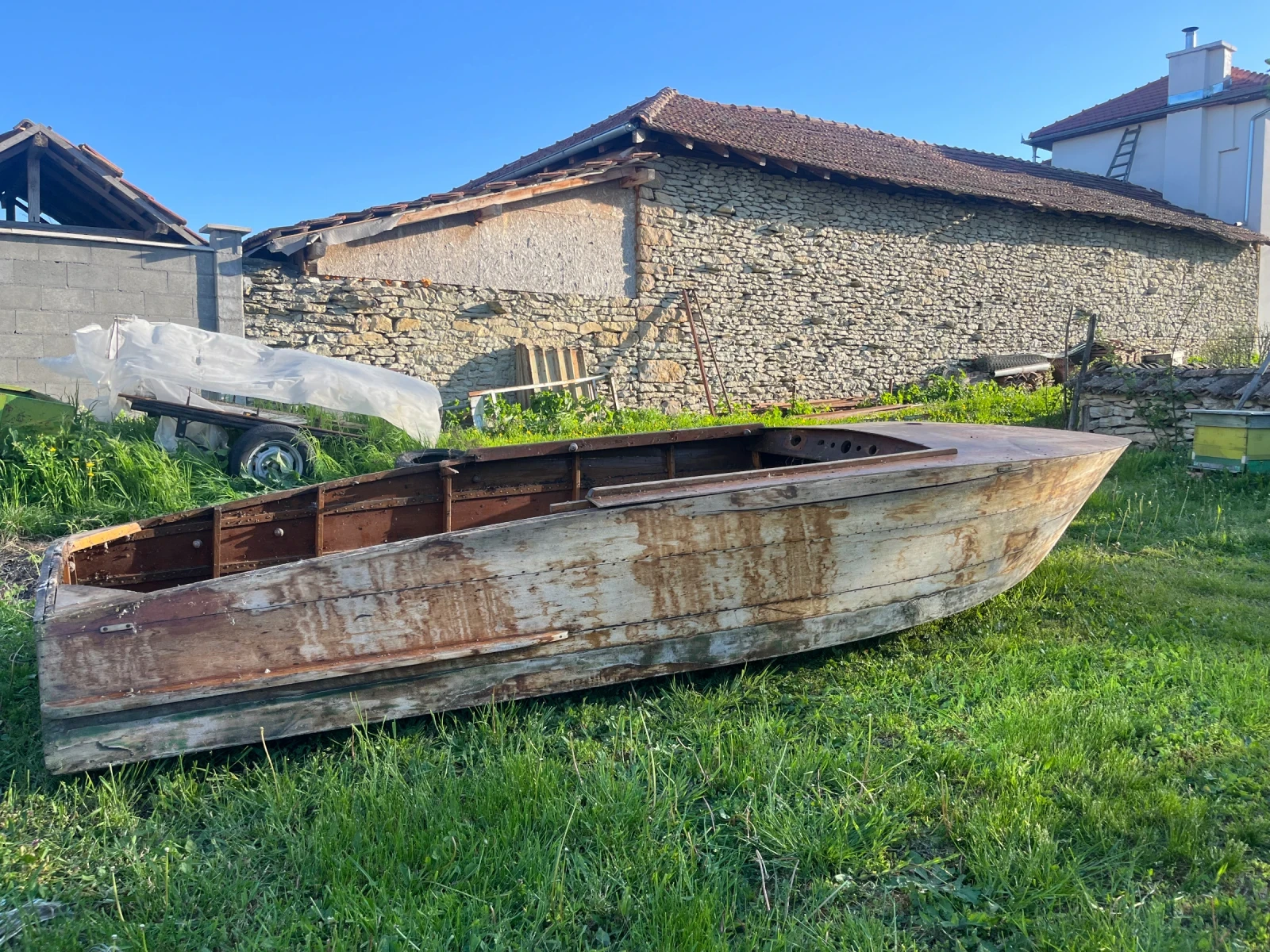 Лодка Собствено производство Махагонова лодка