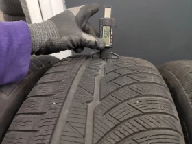 Гуми Зимни 245/50R18, снимка 8