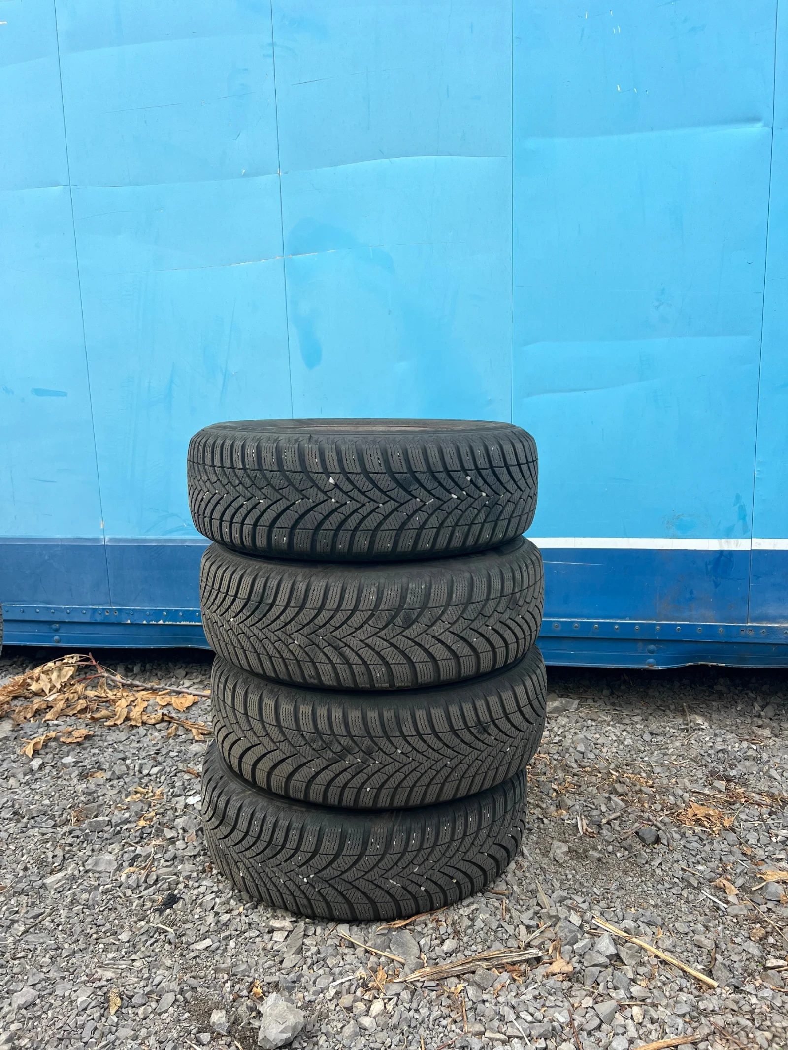 ���� � ������ 195/65R15 �� Kia Venga | Mobile.bg � ����������� 5