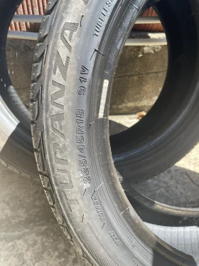 Гуми Летни 225/45R18, снимка 1 - Гуми и джанти - 46902433