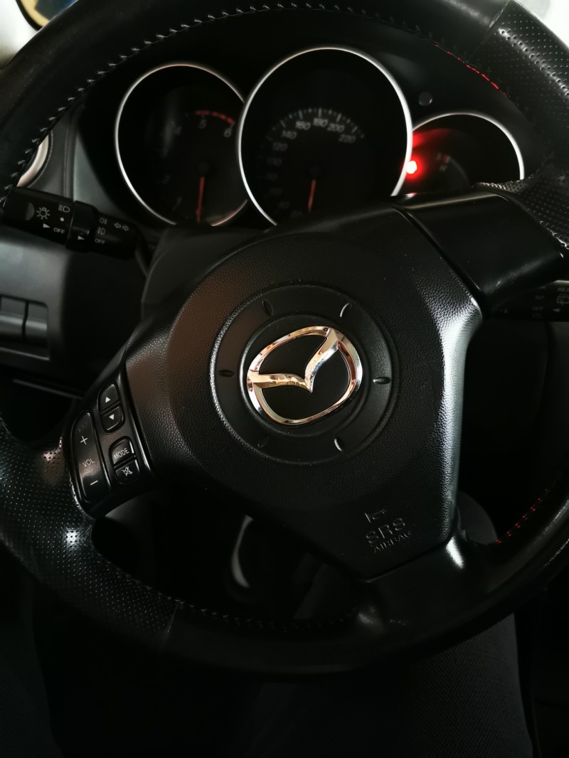 Mazda 3, снимка 9 - Автомобили и джипове - 44383010