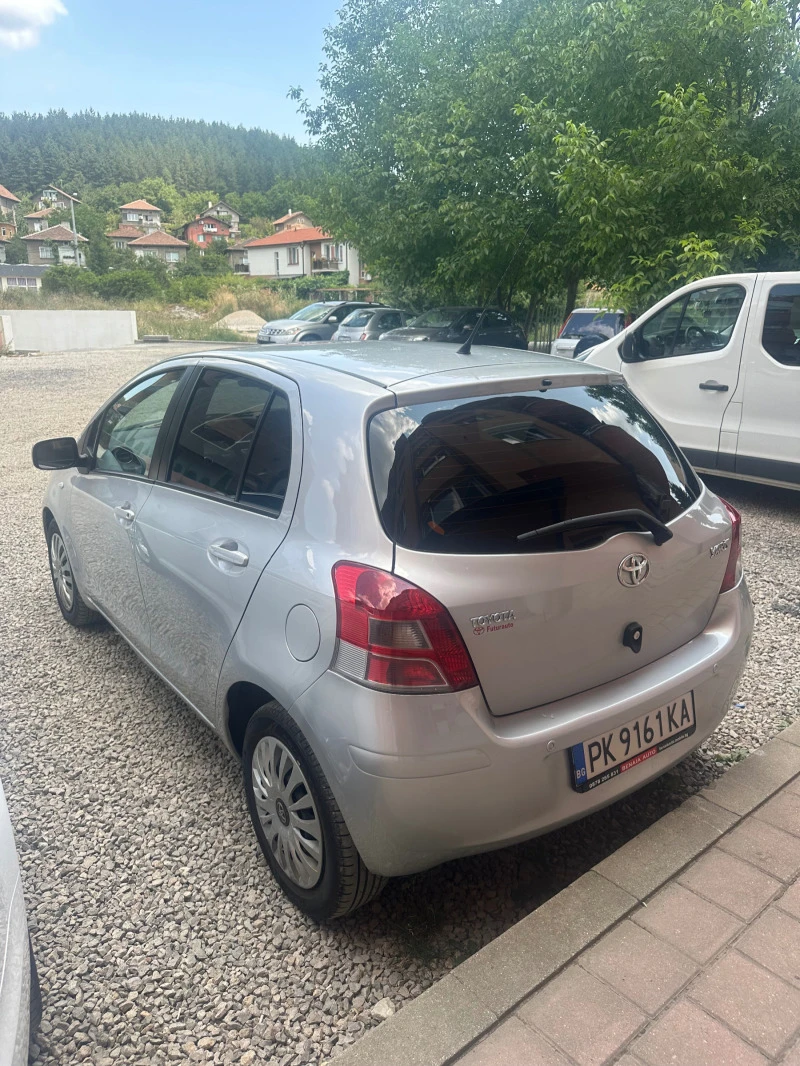 Toyota Yaris 1.4 D4D Facelift, 6 скорости , Климатроник, снимка 5 - Автомобили и джипове - 49490529