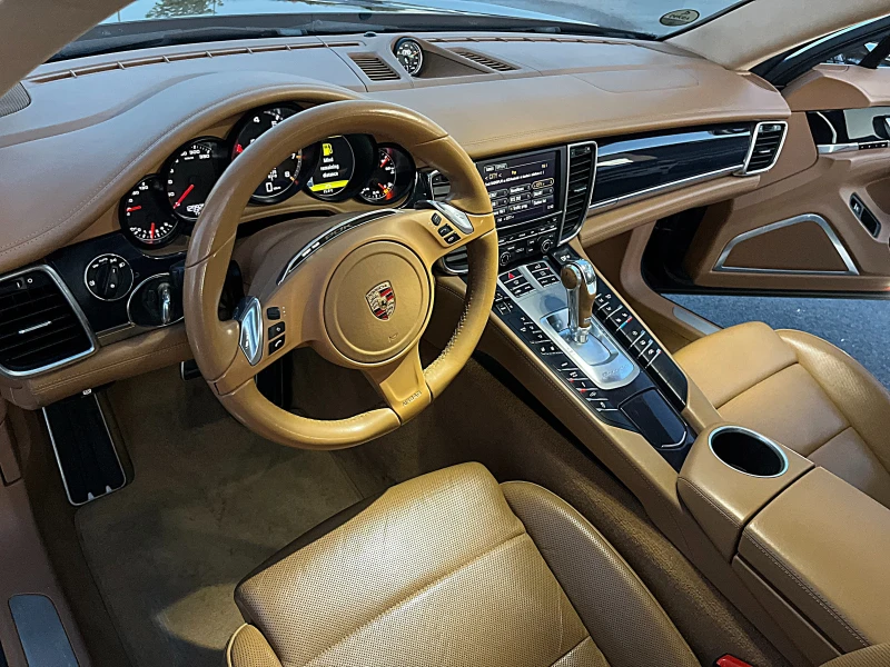 Porsche Panamera ДЪЛГА БАЗА-TURBO-FACE-DISTRONIK-VAKUM-MONITORI-FUL, снимка 9 - Автомобили и джипове - 47709991