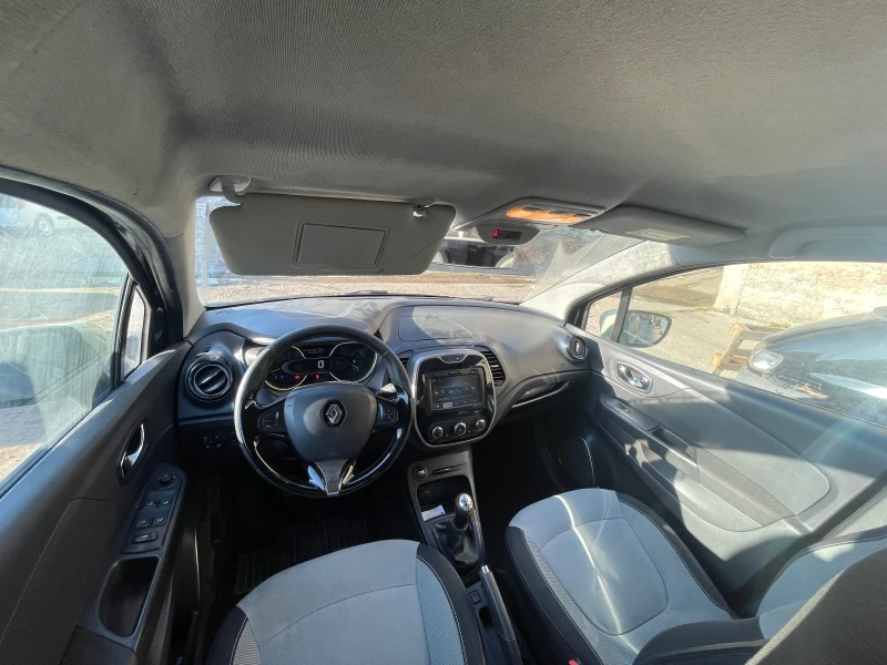 Renault Captur 1.5dci/Navi, снимка 13 - Автомобили и джипове - 48299383