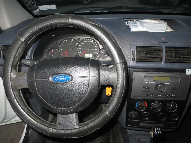 Ford Connect 1, 8 Tdci МАКСИ, снимка 10 - Автомобили и джипове - 49568539