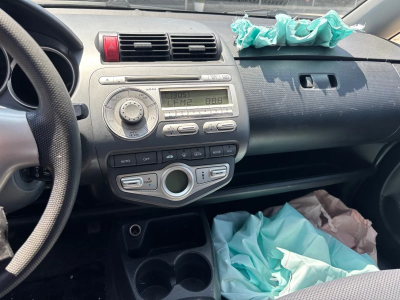 Honda Jazz L13A  1.4 НА ЧАСТИ, снимка 10 - Автомобили и джипове - 50698613