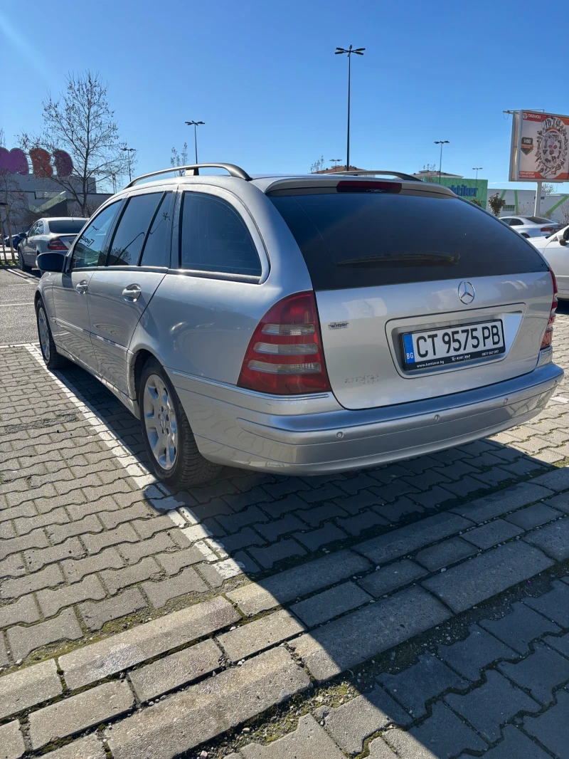 Mercedes-Benz C 240 Бензин/газ 4 matic, снимка 4 - Автомобили и джипове - 52929616