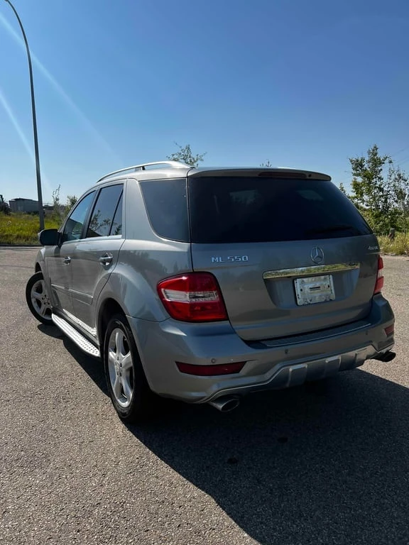 Mercedes-Benz ML 550 * CARFAX * ЦЕНА ДО БГ - изображение 4