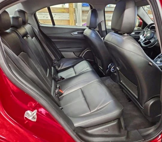 Alfa Romeo Giulia KEYLESS* КОЖА* НАВИГАЦИЯ - изображение 10