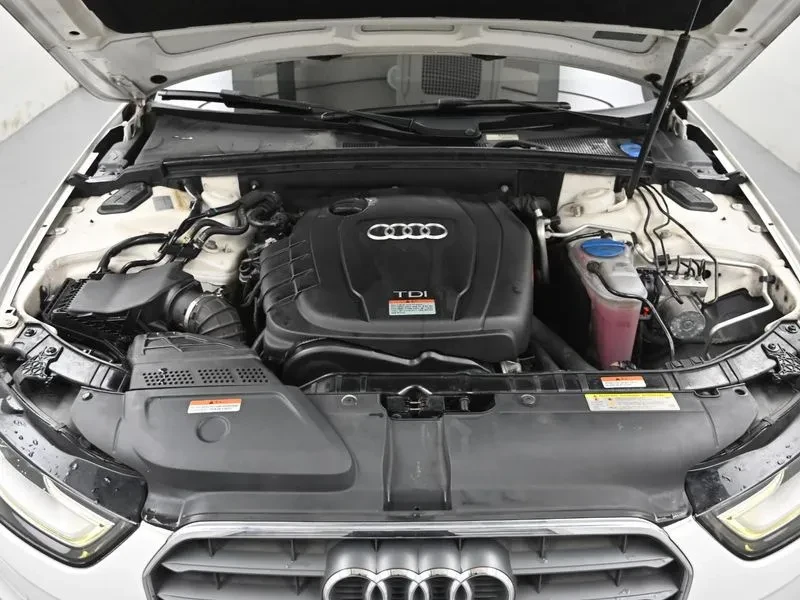 Audi A4 2.0 ТDI, снимка 6 - Автомобили и джипове - 54142918