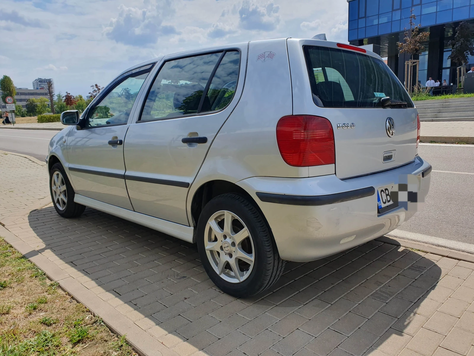 VW Polo 1.4 MPI - изображение 6