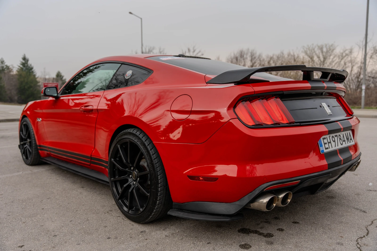 Ford Mustang 5.0 GT 350 pack Premium - изображение 5