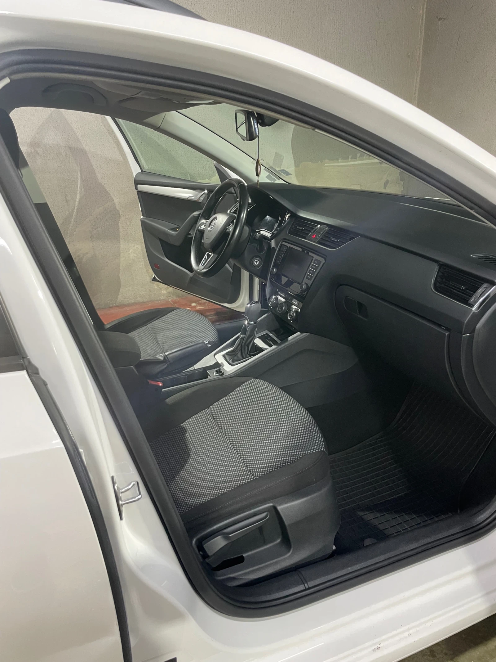 Skoda Octavia  - изображение 8