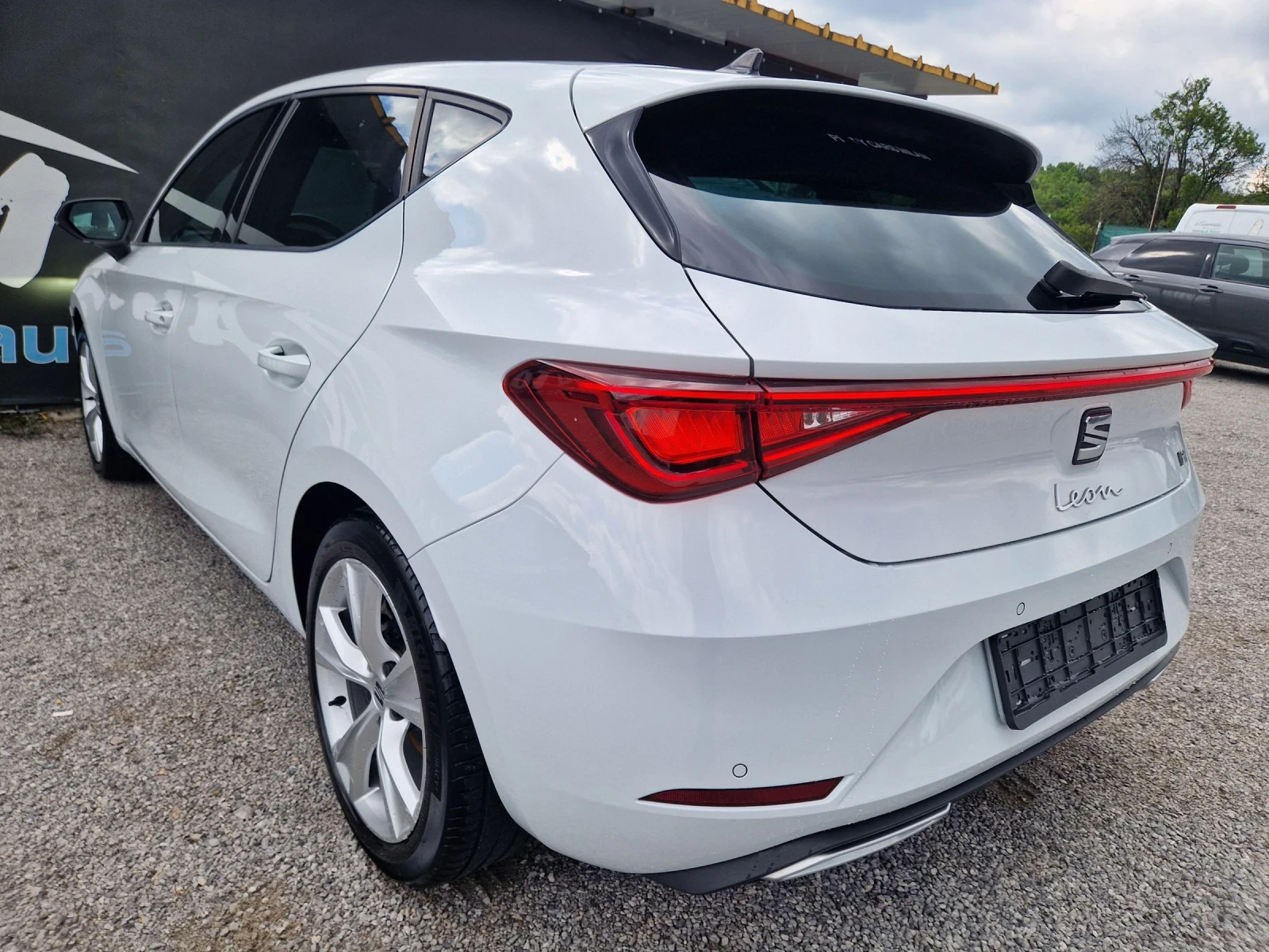 Seat Leon 1.0TFSi FR Euro6 90000km Full - изображение 4