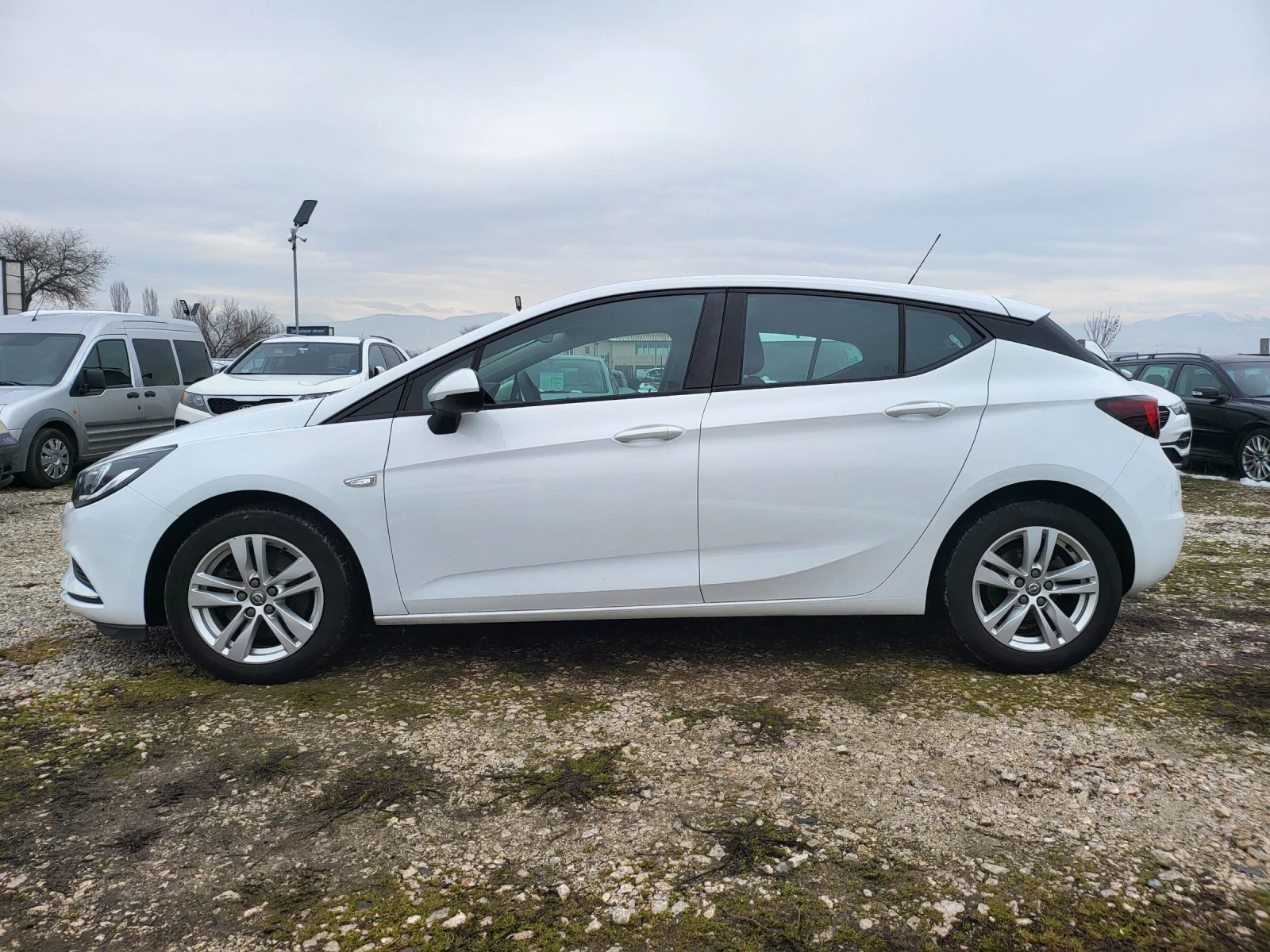 Opel Astra  - изображение 8