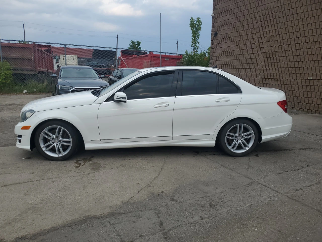 Mercedes-Benz C 300 2014 AMG-PACK 4MATIC  - изображение 3