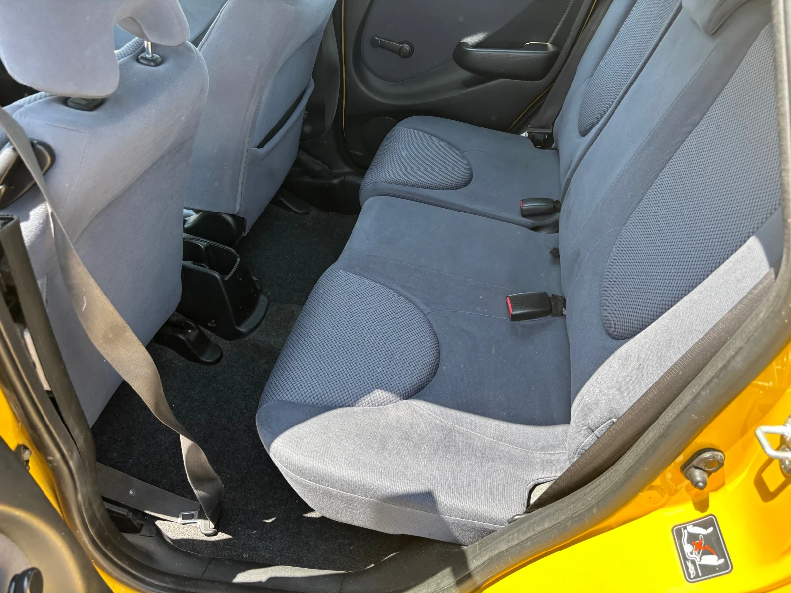 Honda Jazz L13A  1.4   | Mobile.bg   11