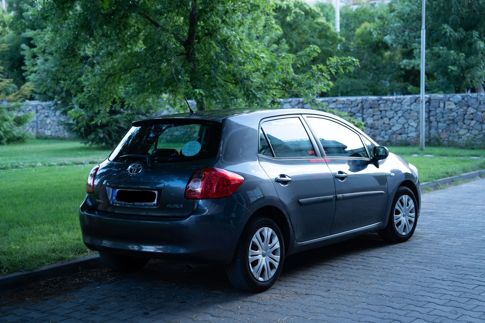 Toyota Auris  - изображение 5