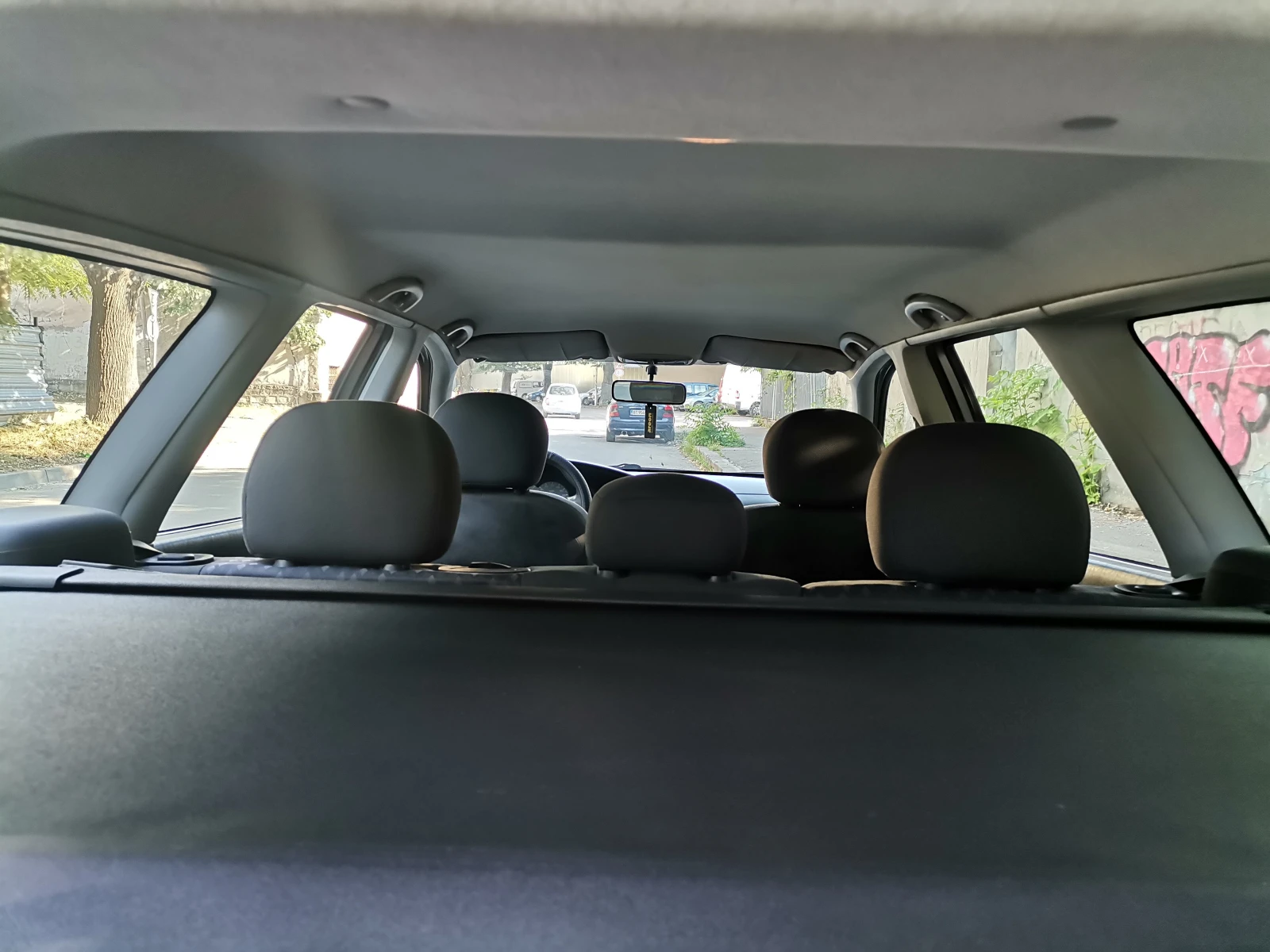 Ford Focus 1.8 DTI - изображение 10