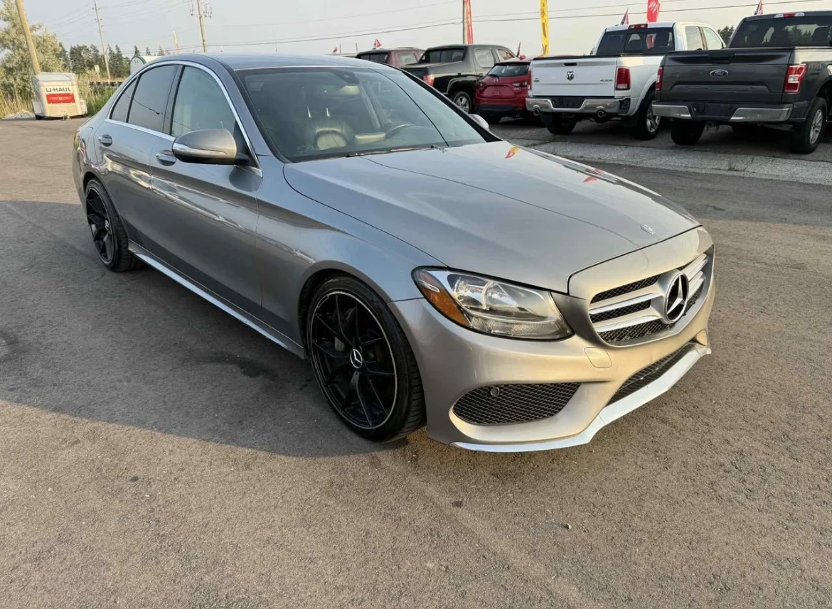 Mercedes-Benz C 300 4MATIC * * CARFAX * * АВТО КРЕДИТ * *  - изображение 7