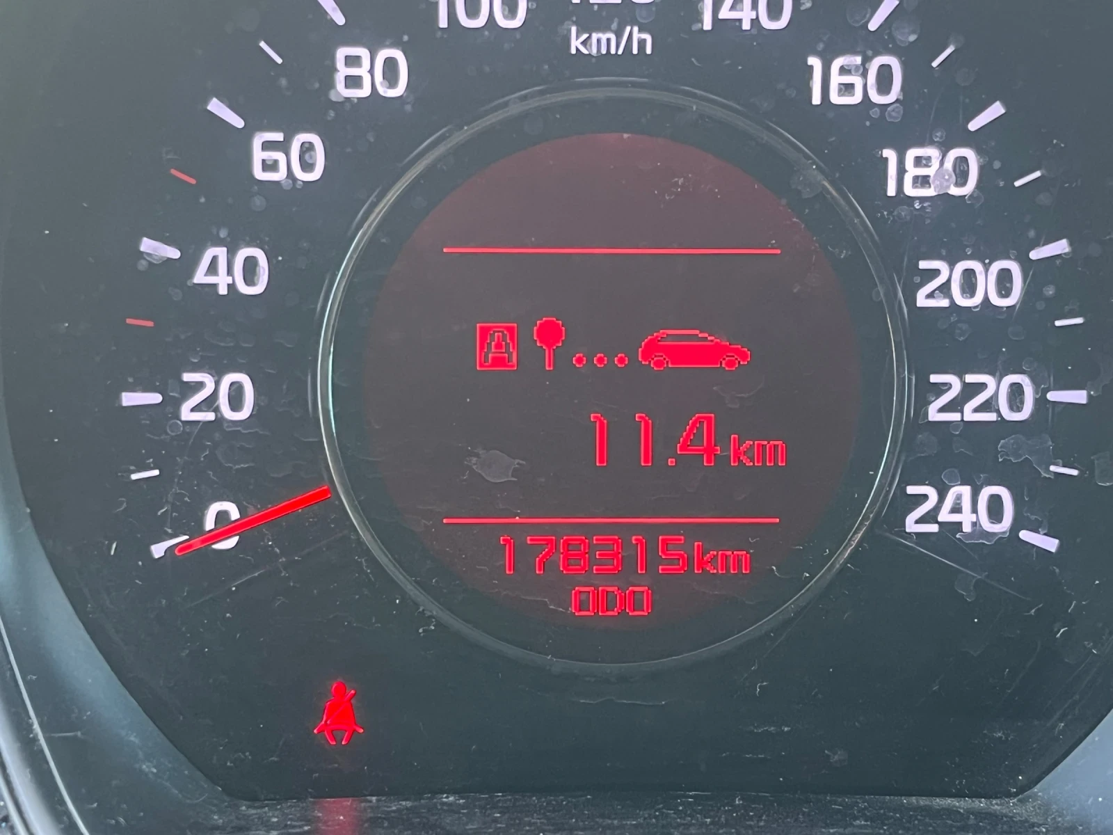 Kia Ceed 1.6CRDI | Mobile.bg — изображение 8