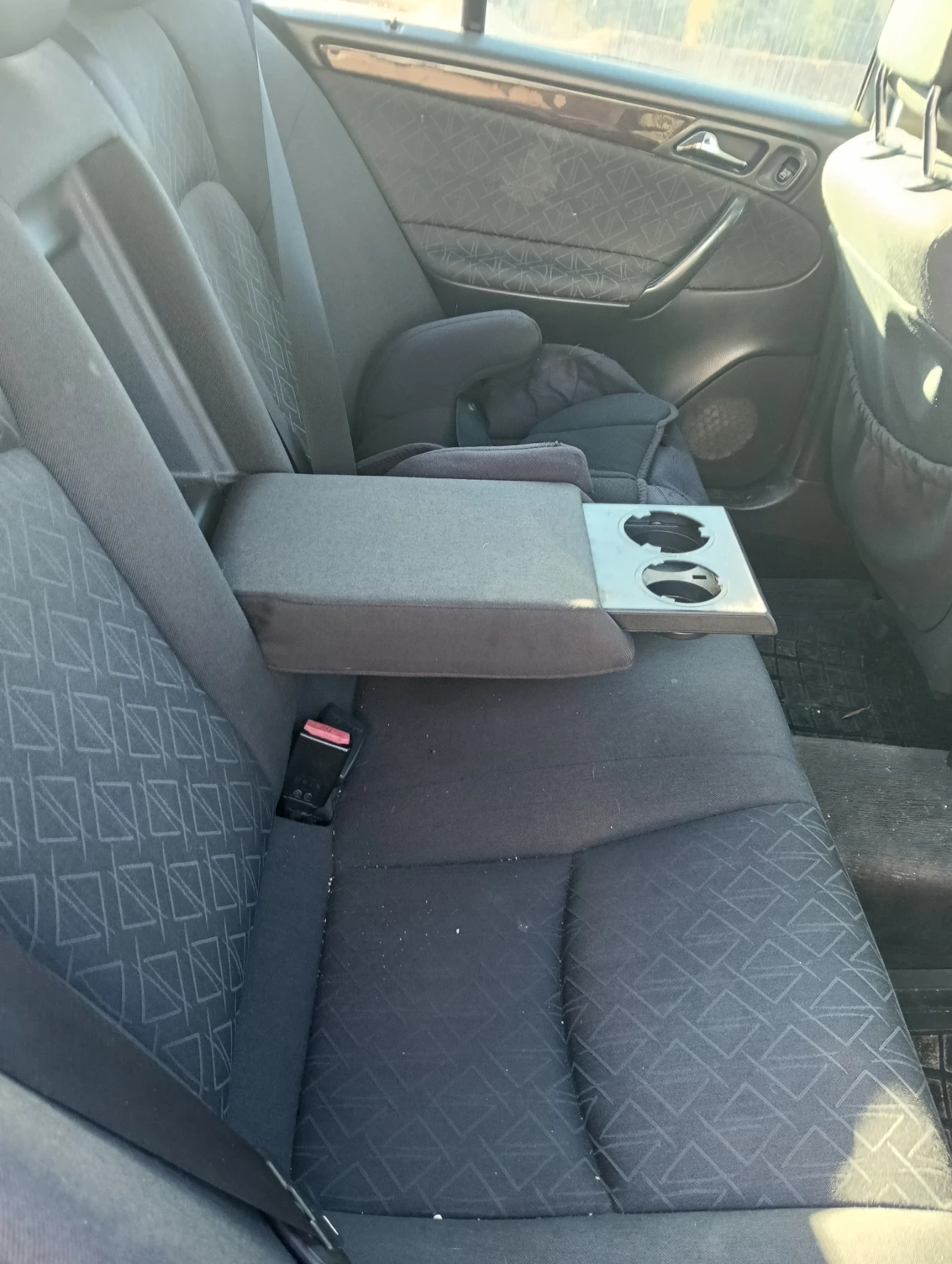 Mercedes-Benz C 220  - изображение 2