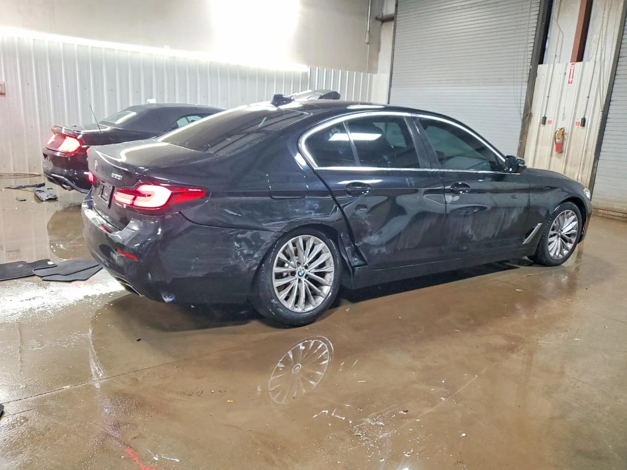 BMW 530 2l Xi, снимка 3 - Автомобили и джипове - 53938306