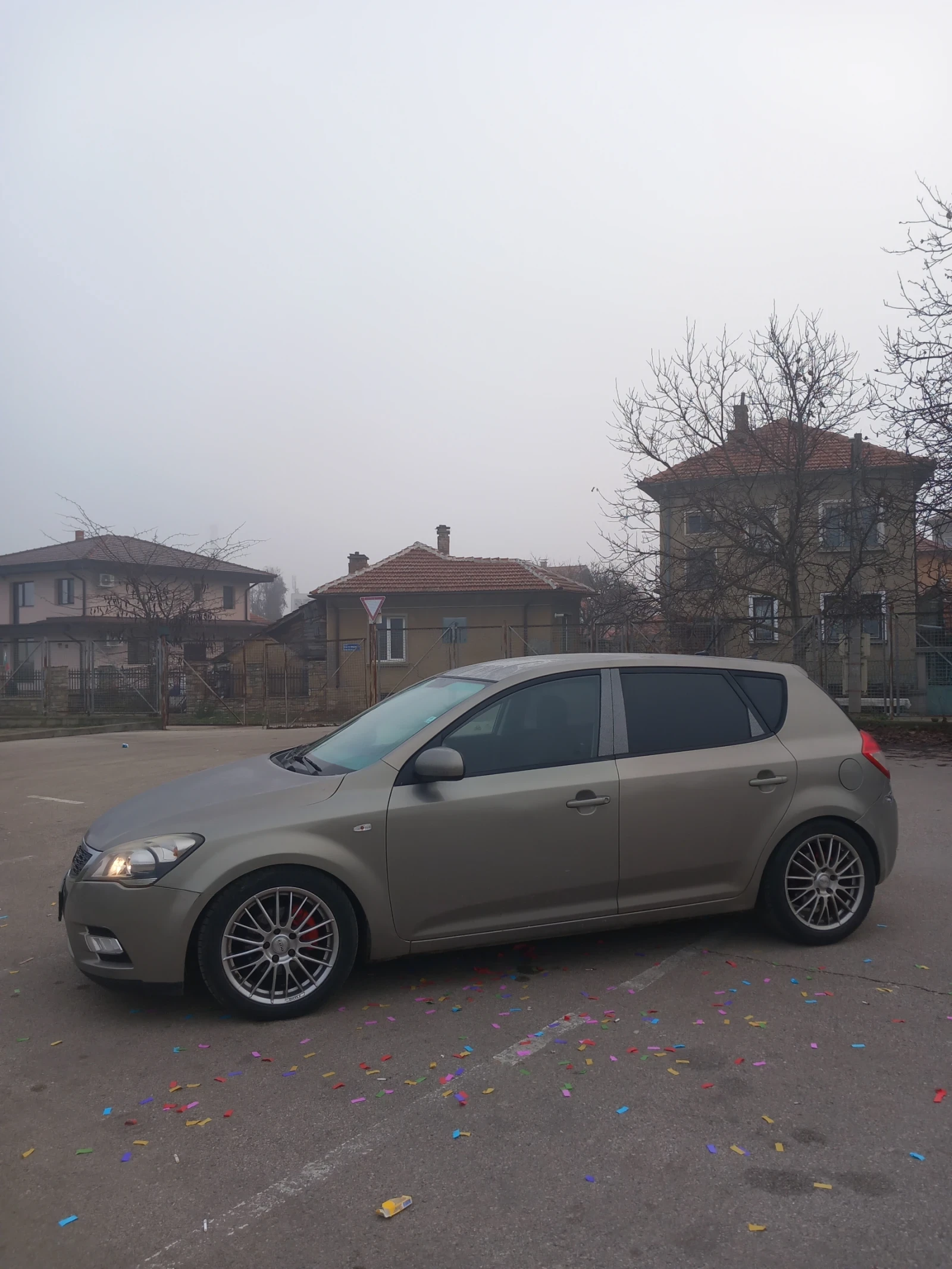 Kia Ceed, снимка 10 - Автомобили и джипове - 53960043