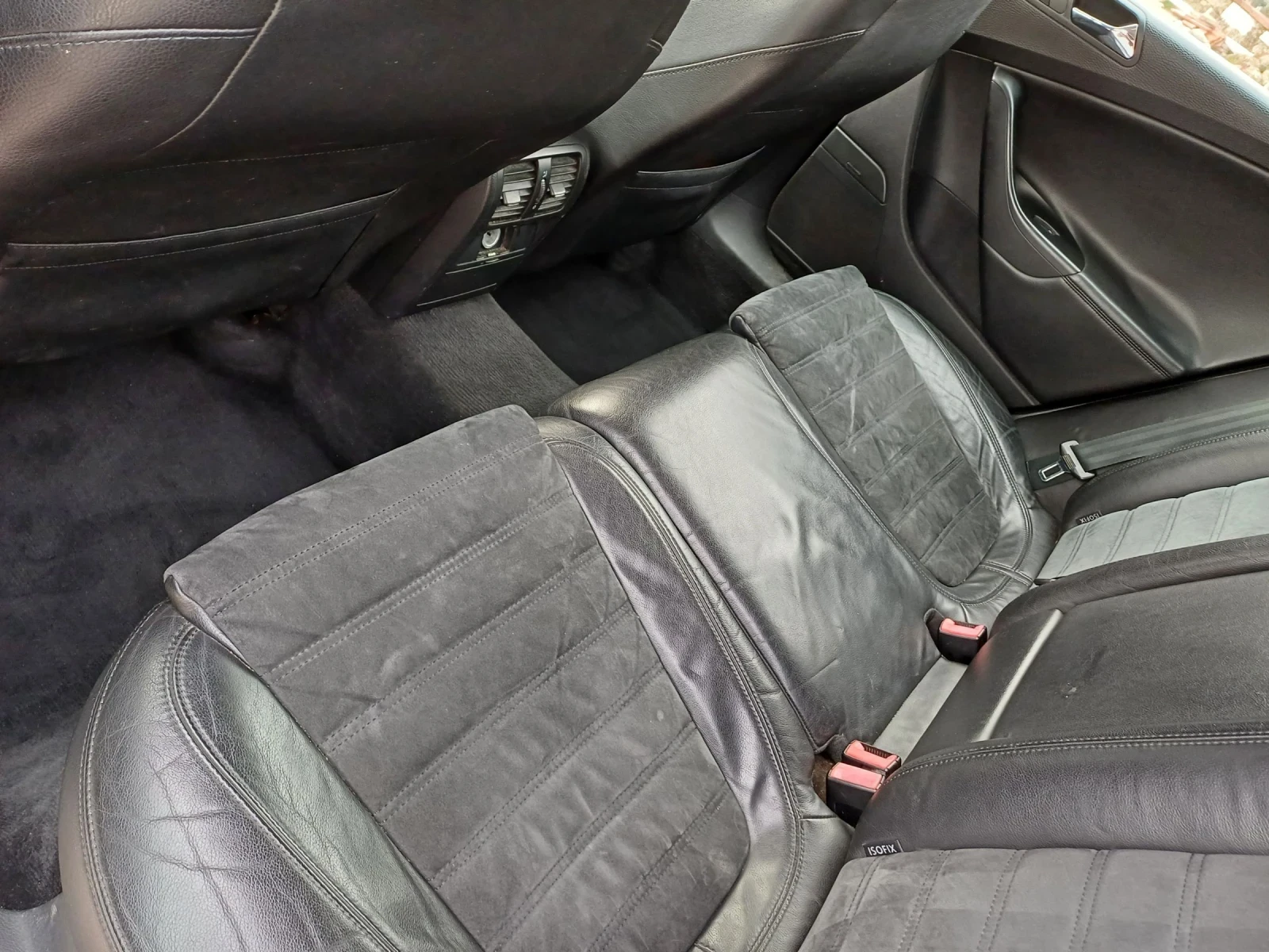 VW Passat 2.0 TDI Common rail , снимка 12 - Автомобили и джипове - 54335791