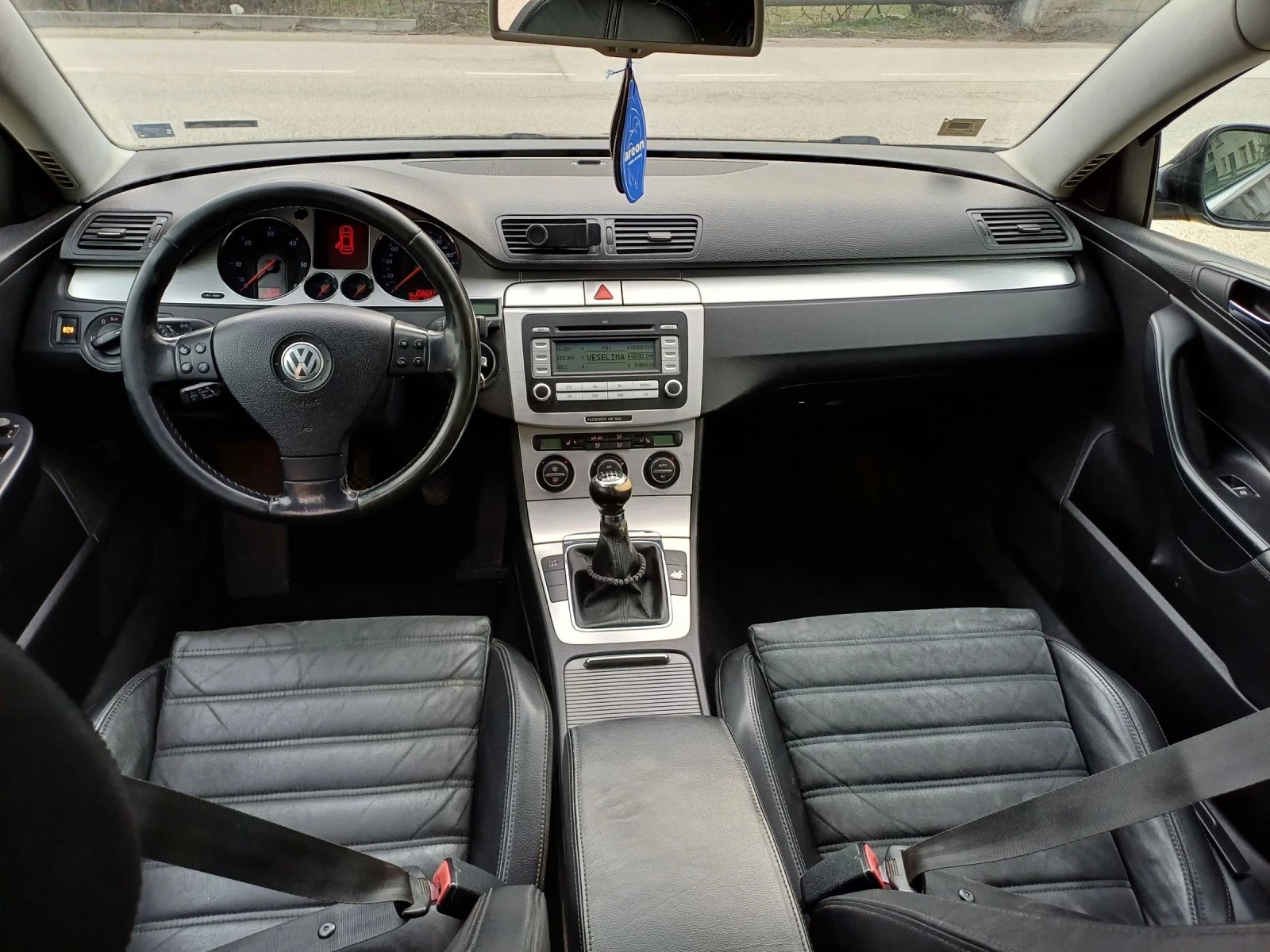 VW Passat 2.0 TDI Common rail , снимка 9 - Автомобили и джипове - 54335791