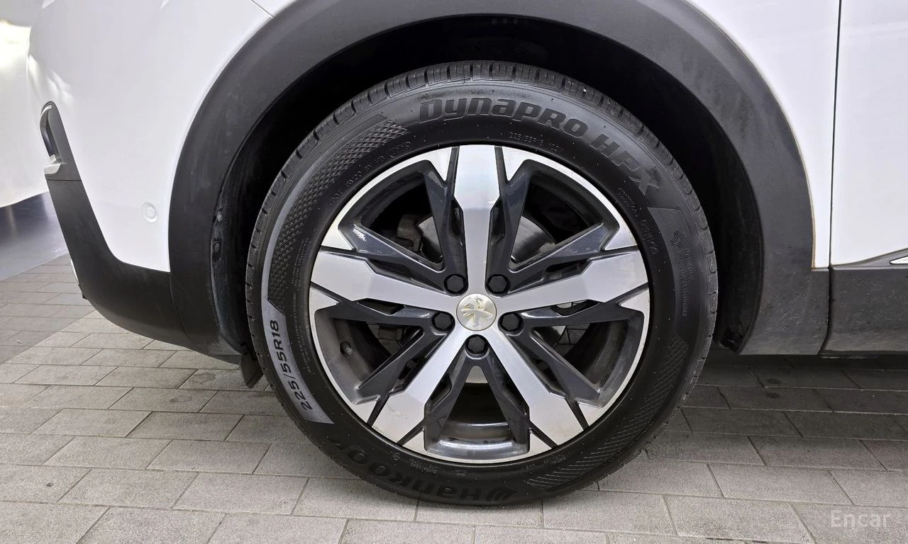 Peugeot 5008 * 1.5 BlueHDI* КОЖА* ПОДГРЕВ* LED* NAVI* , снимка 4 - Автомобили и джипове - 54595954