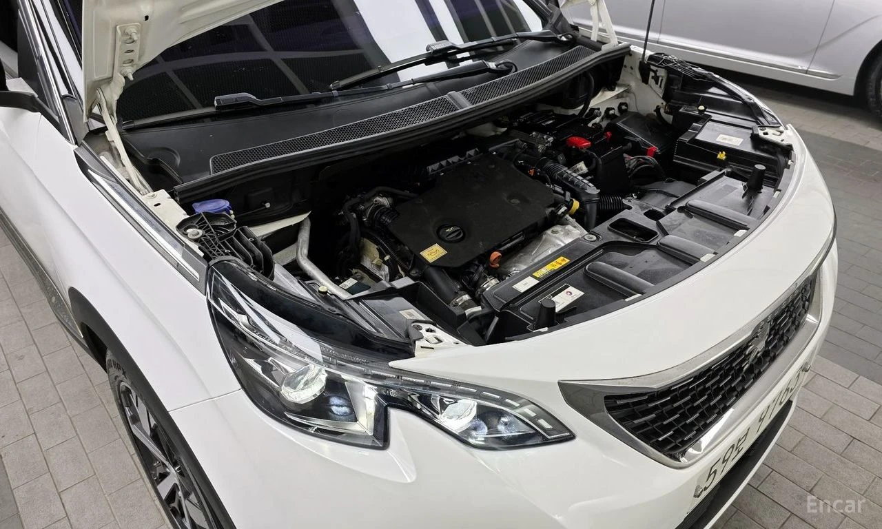 Peugeot 5008 * 1.5 BlueHDI* КОЖА* ПОДГРЕВ* LED* NAVI* , снимка 5 - Автомобили и джипове - 54595954