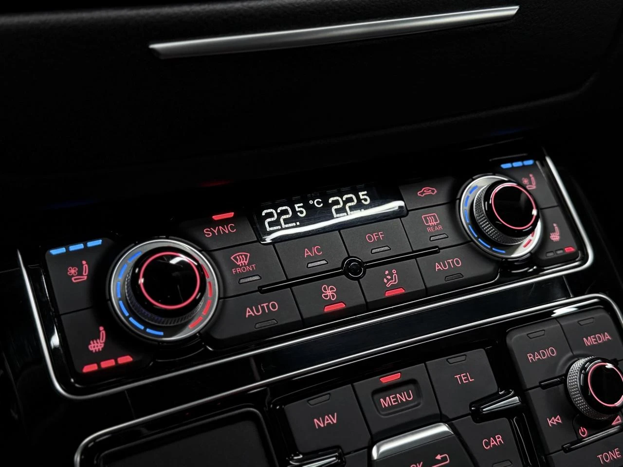 Audi A8 4.0T| NAV| 360CAM| ACC| BSM| FCW| HUD| BOSE| MASSA | Mobile.bg � ����������� 10