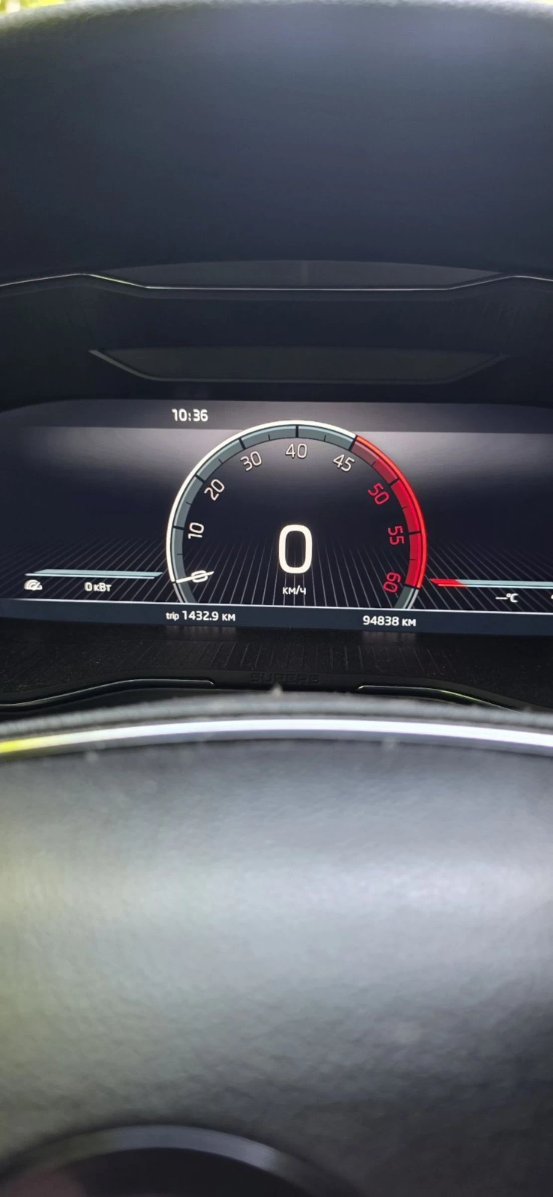 Skoda Superb FECE/4x4/200кс/90х.км/Швейцария/ПЪЛНА СЕРВ. ИСТ , снимка 3 - Автомобили и джипове - 54791478