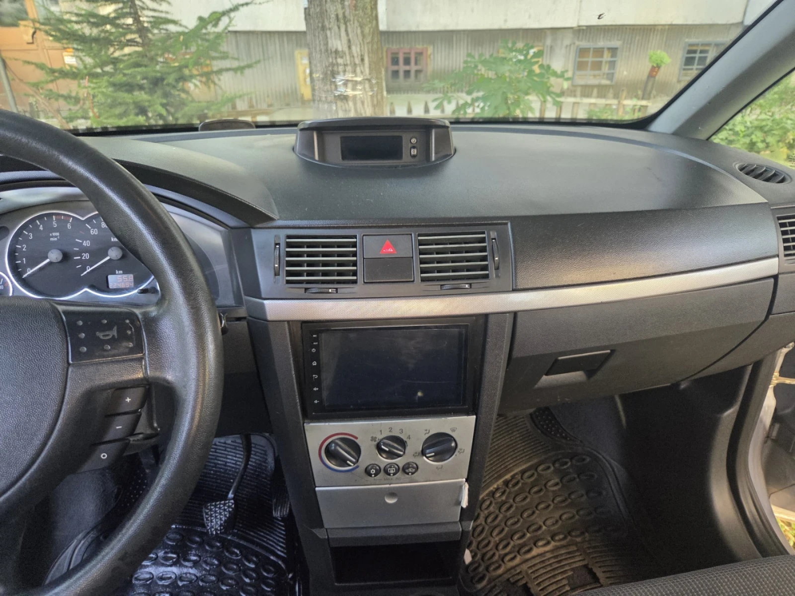 Opel Meriva 1, 7 Cdti , снимка 13 - Автомобили и джипове - 55469786