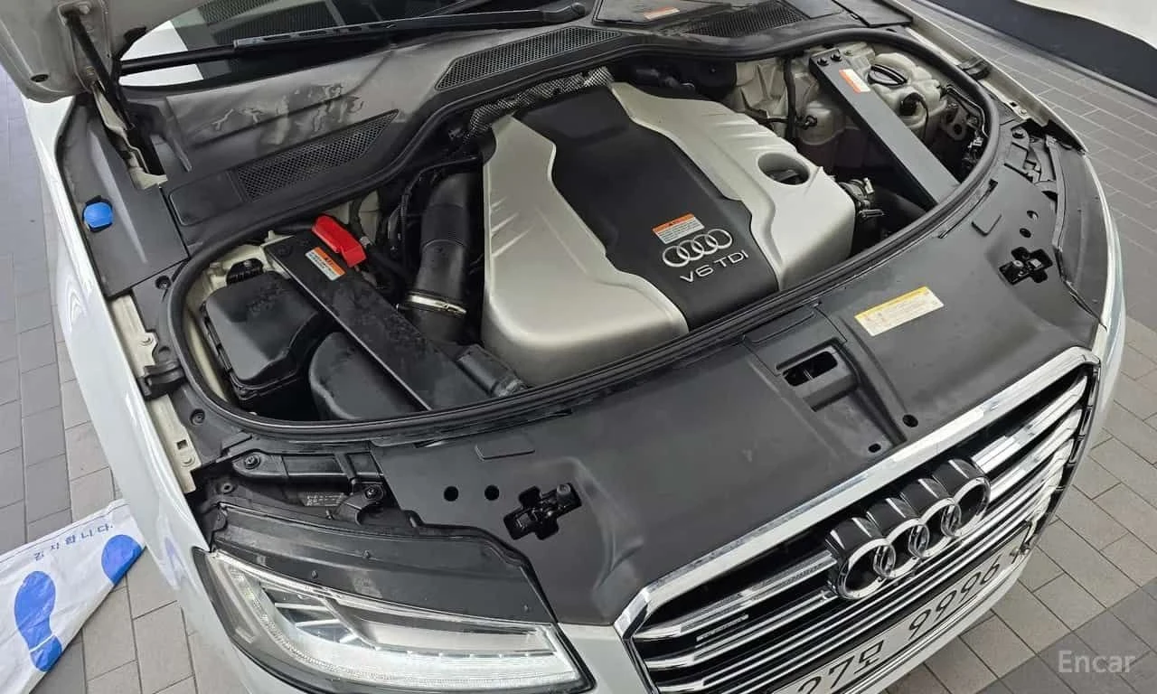 Audi A8 * 50 TDI Quattro * CARFAX * ЦЕНА ДО БГ, снимка 6 - Автомобили и джипове - 55508355