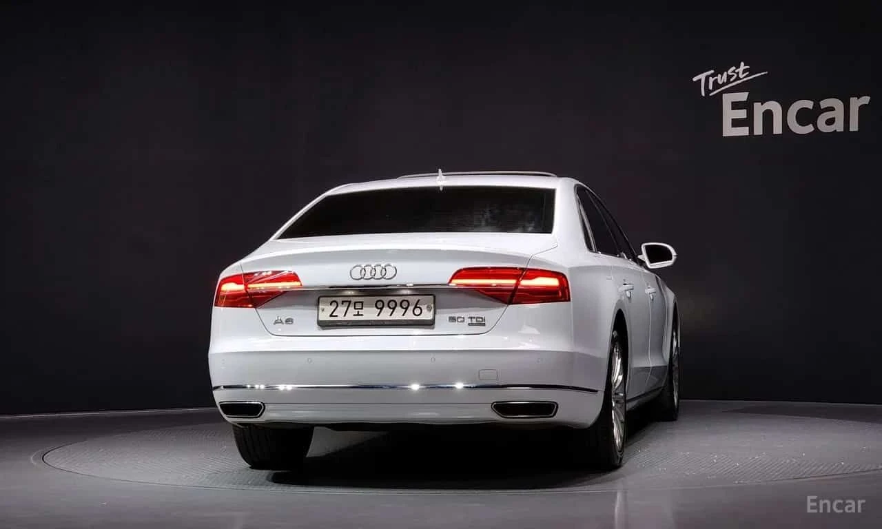 Audi A8 * 50 TDI Quattro * CARFAX * ЦЕНА ДО БГ, снимка 4 - Автомобили и джипове - 55508355