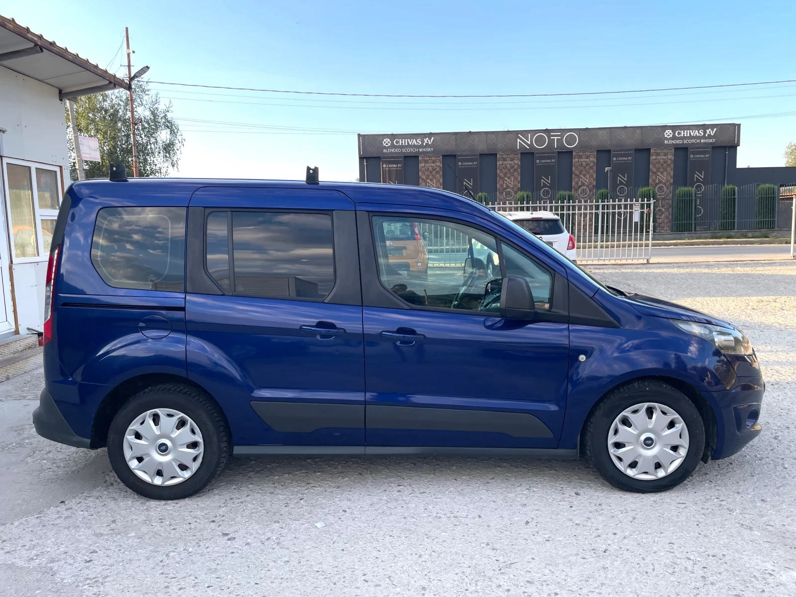 Ford Tourneo Connect 1.6 cdti 95hp , снимка 4 - Автомобили и джипове - 55532418