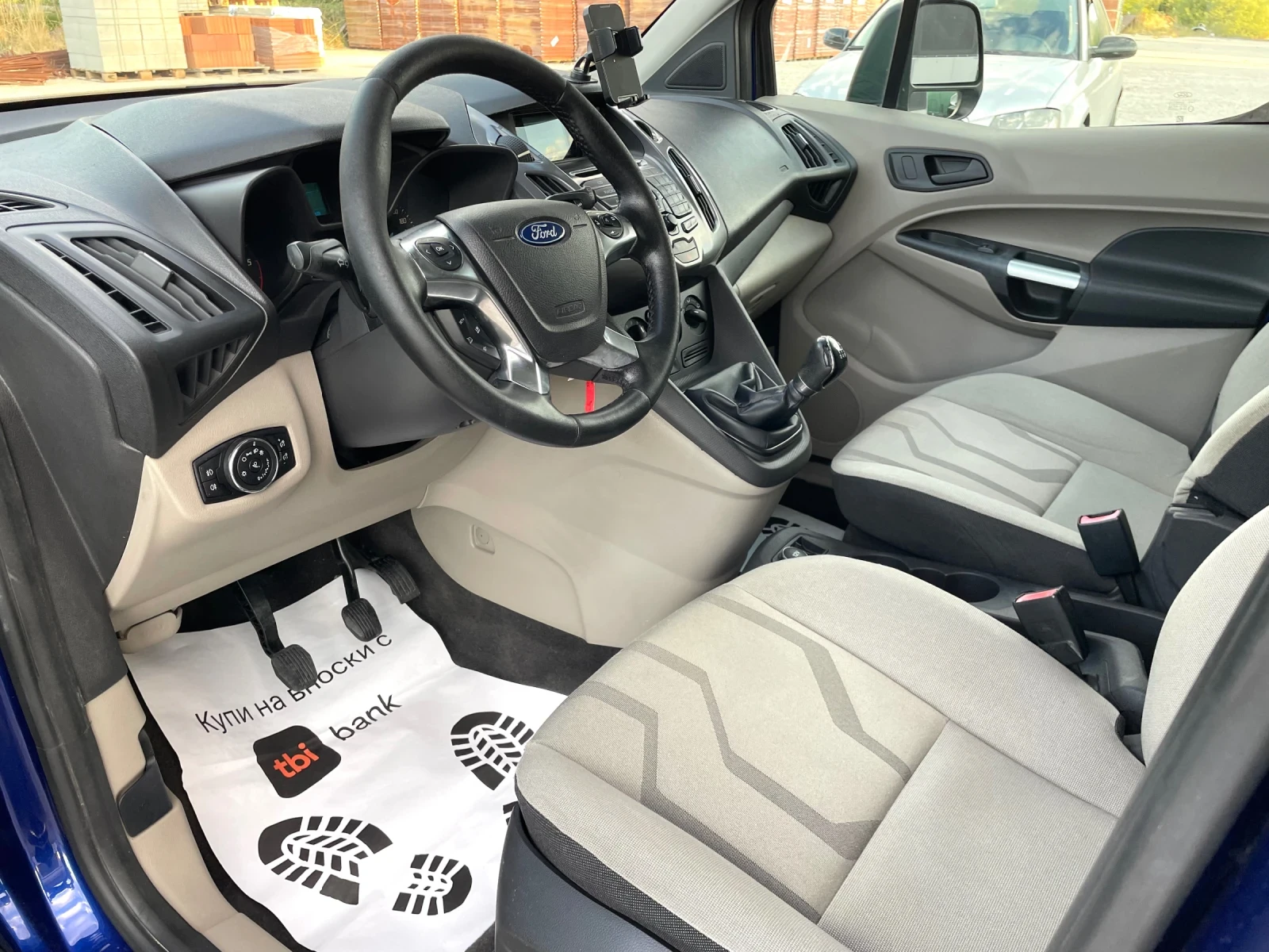 Ford Tourneo Connect 1.6 cdti 95hp , снимка 9 - Автомобили и джипове - 55532418