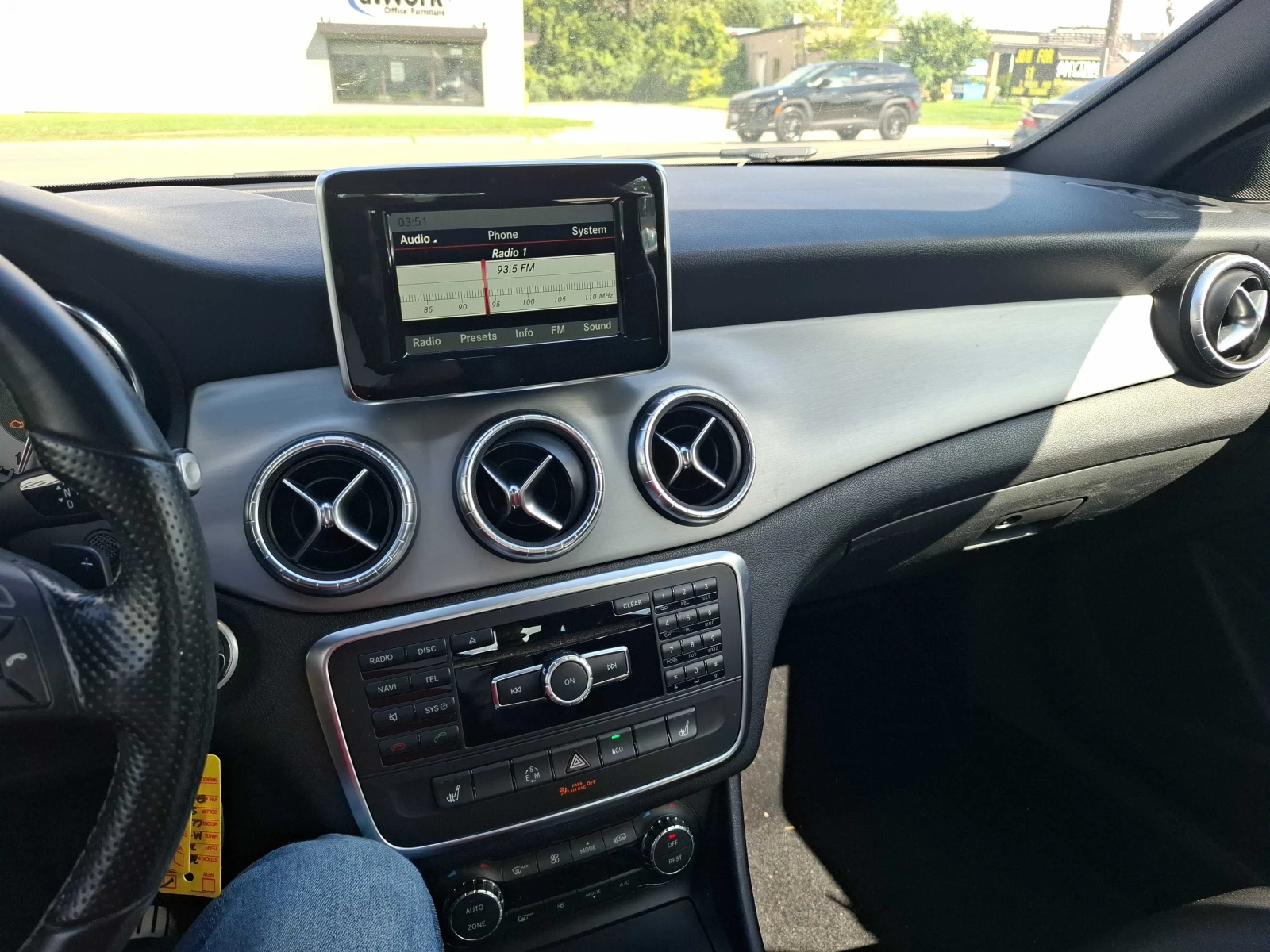 Mercedes-Benz CLA 250 4MATIC * AMG PACK* ПОДГРЕВИ* ПАНОРАМА* , снимка 9 - Автомобили и джипове - 55999423