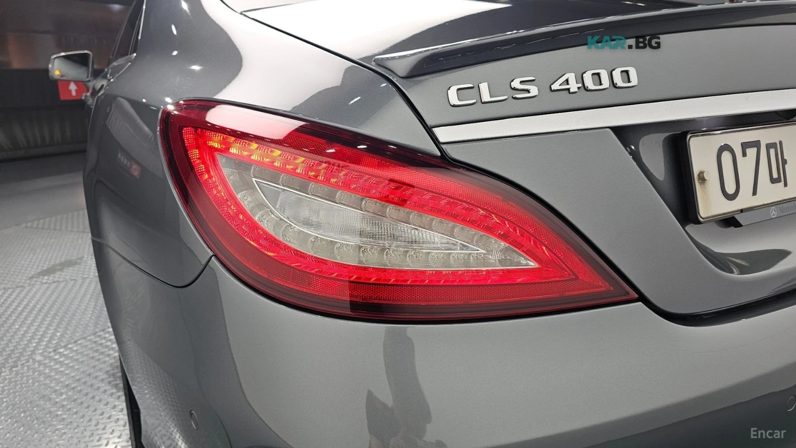 Mercedes-Benz CLS 400 AMG* 360* КОЖА* ОБДУХВ* НАВИ* ПАНО, снимка 15 - Автомобили и джипове - 56055933