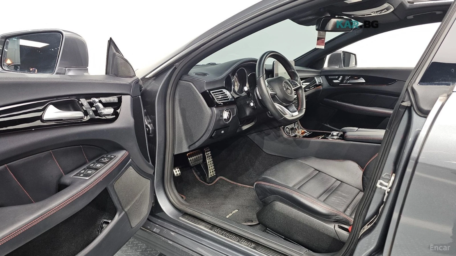 Mercedes-Benz CLS 400 AMG* 360* КОЖА* ОБДУХВ* НАВИ* ПАНО, снимка 8 - Автомобили и джипове - 56055933
