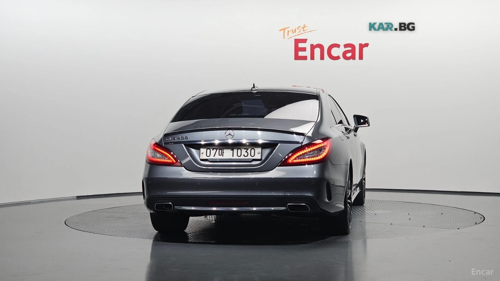 Mercedes-Benz CLS 400 AMG* 360* КОЖА* ОБДУХВ* НАВИ* ПАНО, снимка 4 - Автомобили и джипове - 56055933